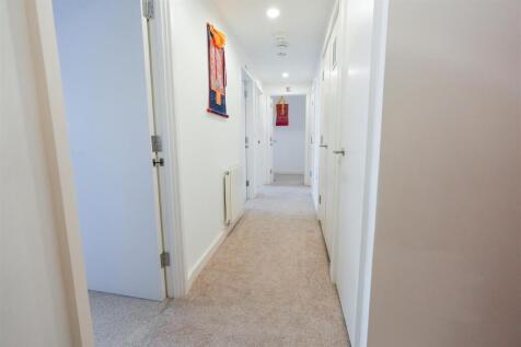VIZION7 F13 - HALL.jpg