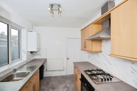 Kitchen pic 1