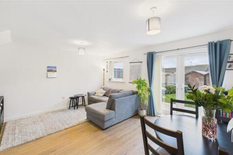 Living & Dining Area