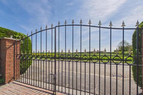 Gated Driveway
