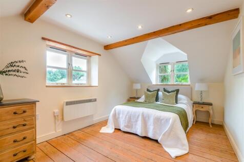 Annex Bedroom 1