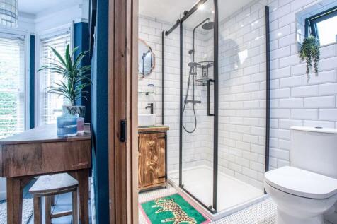 En-suite shower room