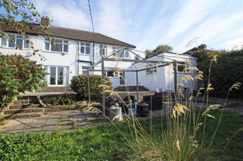 IMG_6314 patio rear.jpg