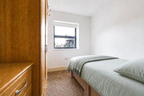 Flat To Rent
