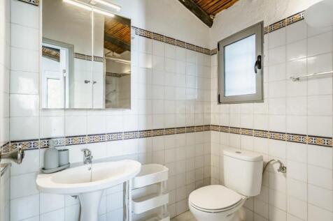 Almancil Fully Renovated 5 Bed Villa For Sale (39)