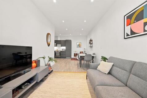 Open Plan (1)