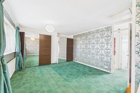 CAM02023G0-PR0175-STILL036