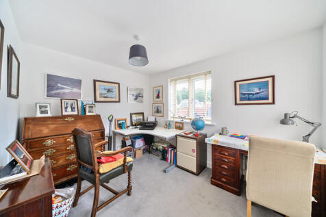 1295482-24-682dcf...