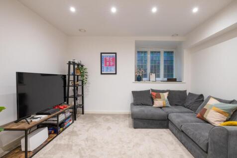 1 bed, 1 bath Flat in Bristol - Photo 6