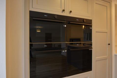 Four ovens including steamers, air fry and microwa