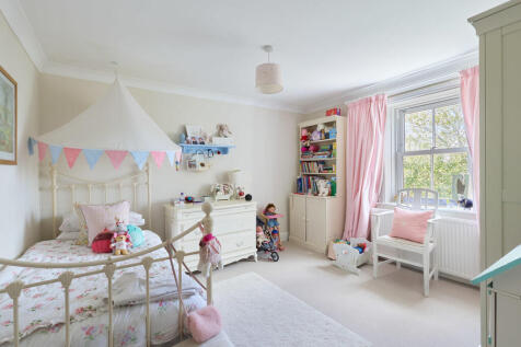 220 The Street 09...