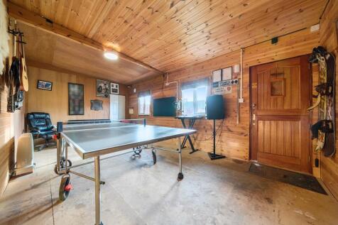 Work shop/ Summer house