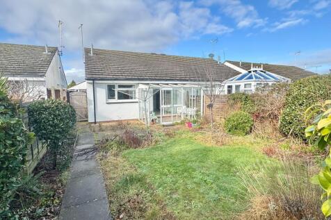 52 Windward Close...
