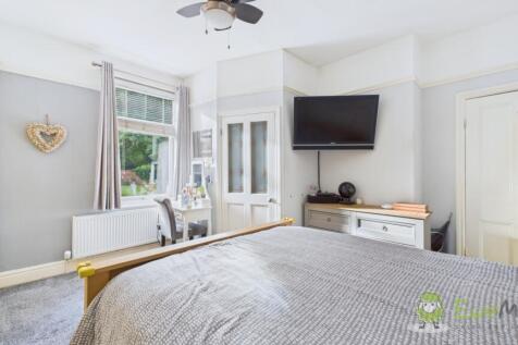 CAM03669G0-PR0031-STILL023