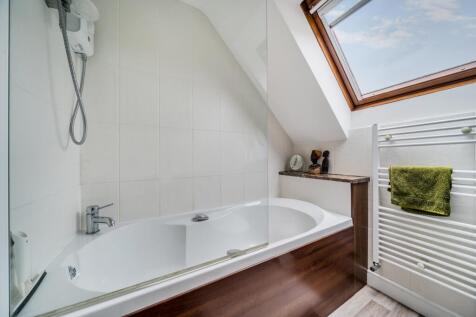 1369975-10-68f146cf6af2b