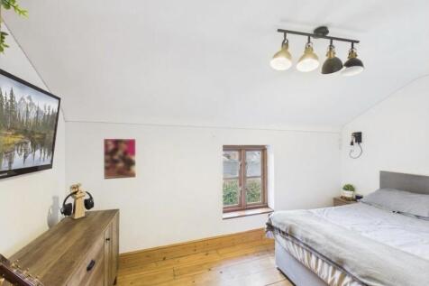 4 Quarry Cottages - Bedr 2.jpeg