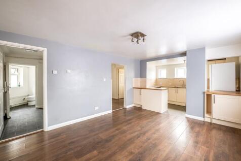260601 - 6 The Green, Great Staughton - 05