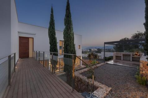 Villa in Puerto Pollensa with Tourists license