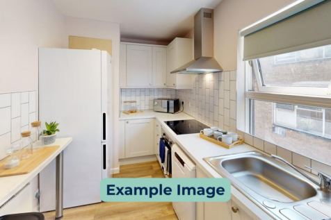 2026/27 Academic Year Tenancies Now Available! Student only! | 205 - 208 per person per week | All Inclusive Bills Package | No Deposit Required* | Newly Decorated, Spacious 3 Bedroom House Share | Ce