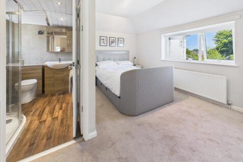 Bedroom 1 with En Suite Bathroom