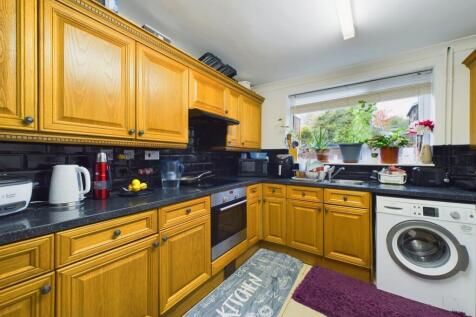 CAM01909G0-PR0253-STILL003