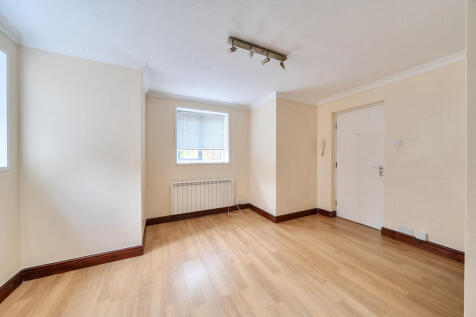 Reception/Kitchen