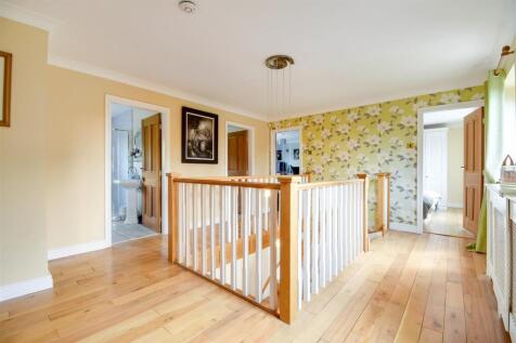 1st floor gallery landing