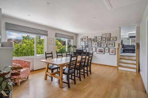 Dining area to sitting room