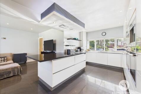 Kitchen / Snug