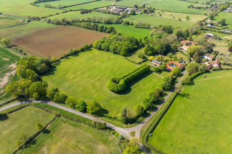 Drone - Thorpe Fa...