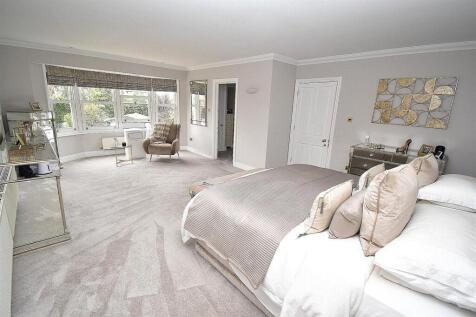 MASTER BEDROOM OPEN PLAN SHOT.JPG