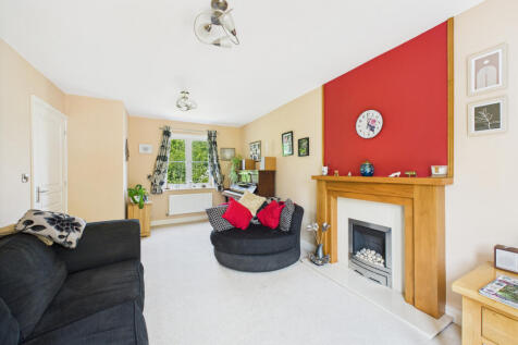 CAM05454G0-PR0012-STILL020