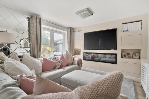 1321486156874e5a524069