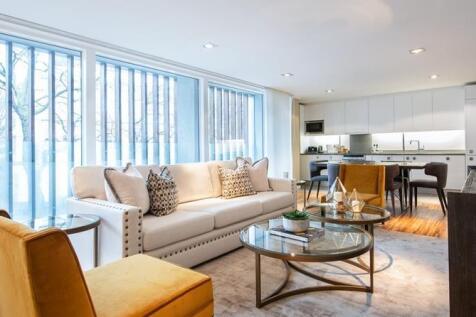 **VIDEO VIEWINGS AVAILABLE FROM THE COMFORT OF YOUR OWN HOME* *Please enquire for further details. Located in the heart of Chelsea is a large, two double bedroom apartment in a private portered buildi