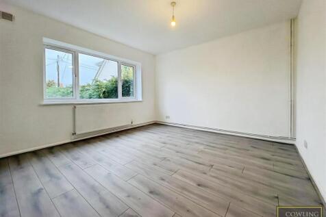 Front G/F Double Bedroom