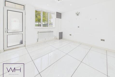 CAM03785G0-PR0308-ST