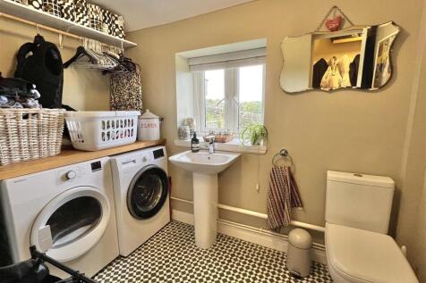 Laundry Room /Wc