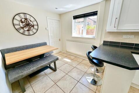 IMG-20250718-WA00...