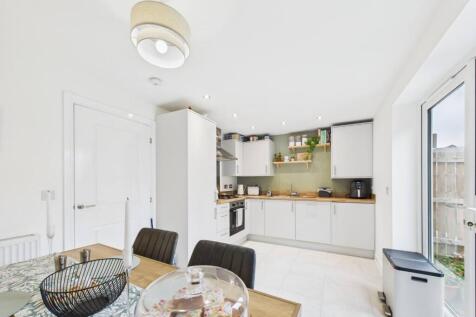 Open Plan Kitchen/Dining