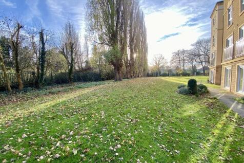 Bramleys Estate Agents - Marmaville Court - Mirfie