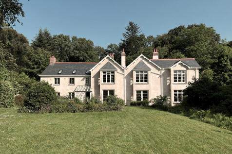 347462 - editthornbury1.jpg