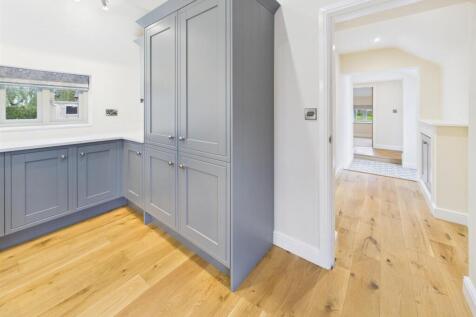 CAM04916G0-PR0180-STILL029 (1).jpg