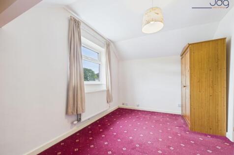 Double Bedroom 2 with Eaves Storage