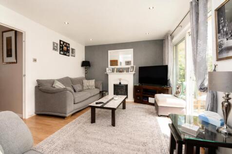 Living Area..jpg