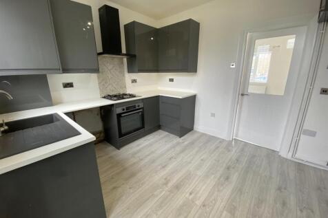 KITCHEN 1.jpg