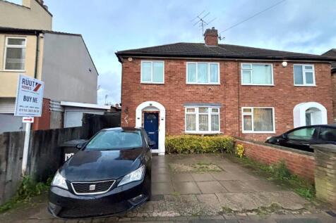 Three Bedroom Semi-Detached House For Sale on Dun