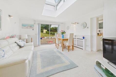 Dining/Sitting Room