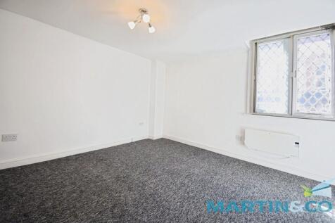 7b98b3b8-Bedroom ...