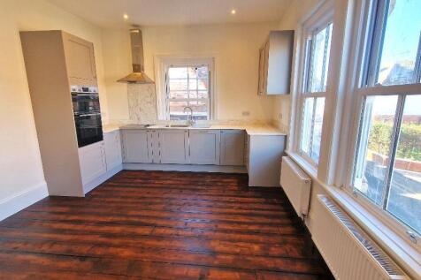 Sitting Room to Kitchen