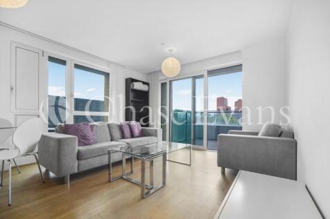 A stunning two bedroom, two bathroom apartment set in this stylish tower by Barratt Homes and ideally located next to Bromley-by-Bow tube station. The apartment benefits from approximately 701 sq ft o